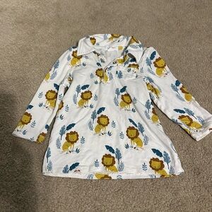 Angel dear lion shirt